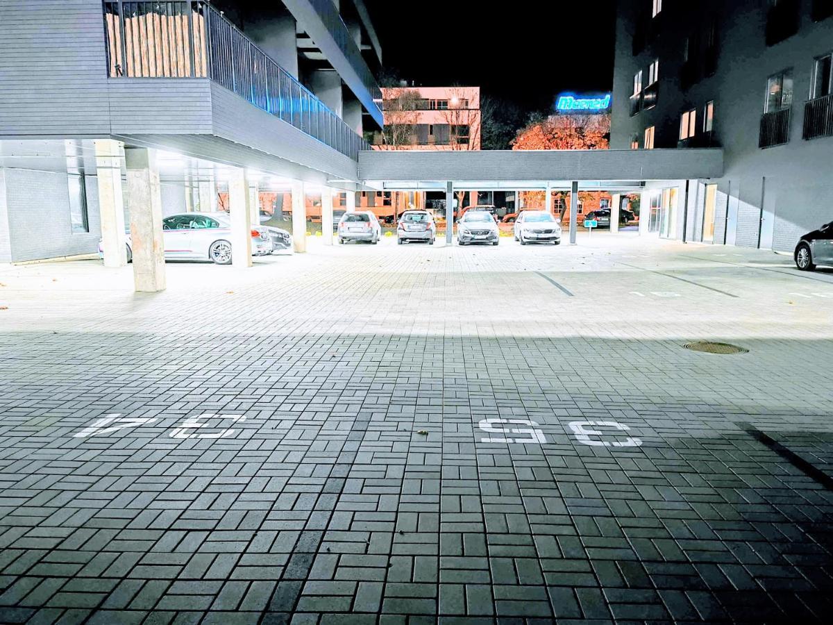 Scandian Apartments - City Hub Tallinn Exteriör bild